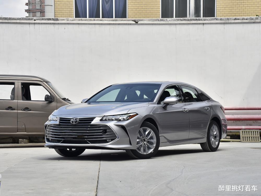 亚洲龙|开惯了君威GS，试开朋友的亚洲龙，车主：这就是美系日系的差距