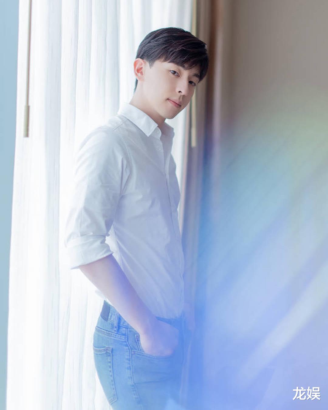 邓伦|邓伦等她分手？罗云熙与杨幂剧照？肖战的背后？