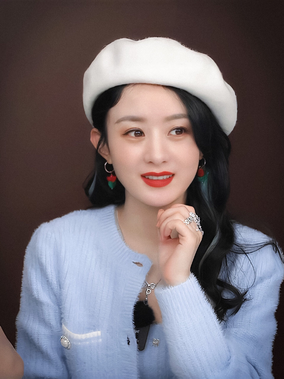 赵丽颖|赵丽颖别再接综艺和直播带货了，来自香港影帝客观诚恳的劝告