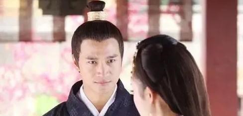 杨幂|“于正拍的都是女人戏”何晟铭从爆红到无人问津，他都经历了什么