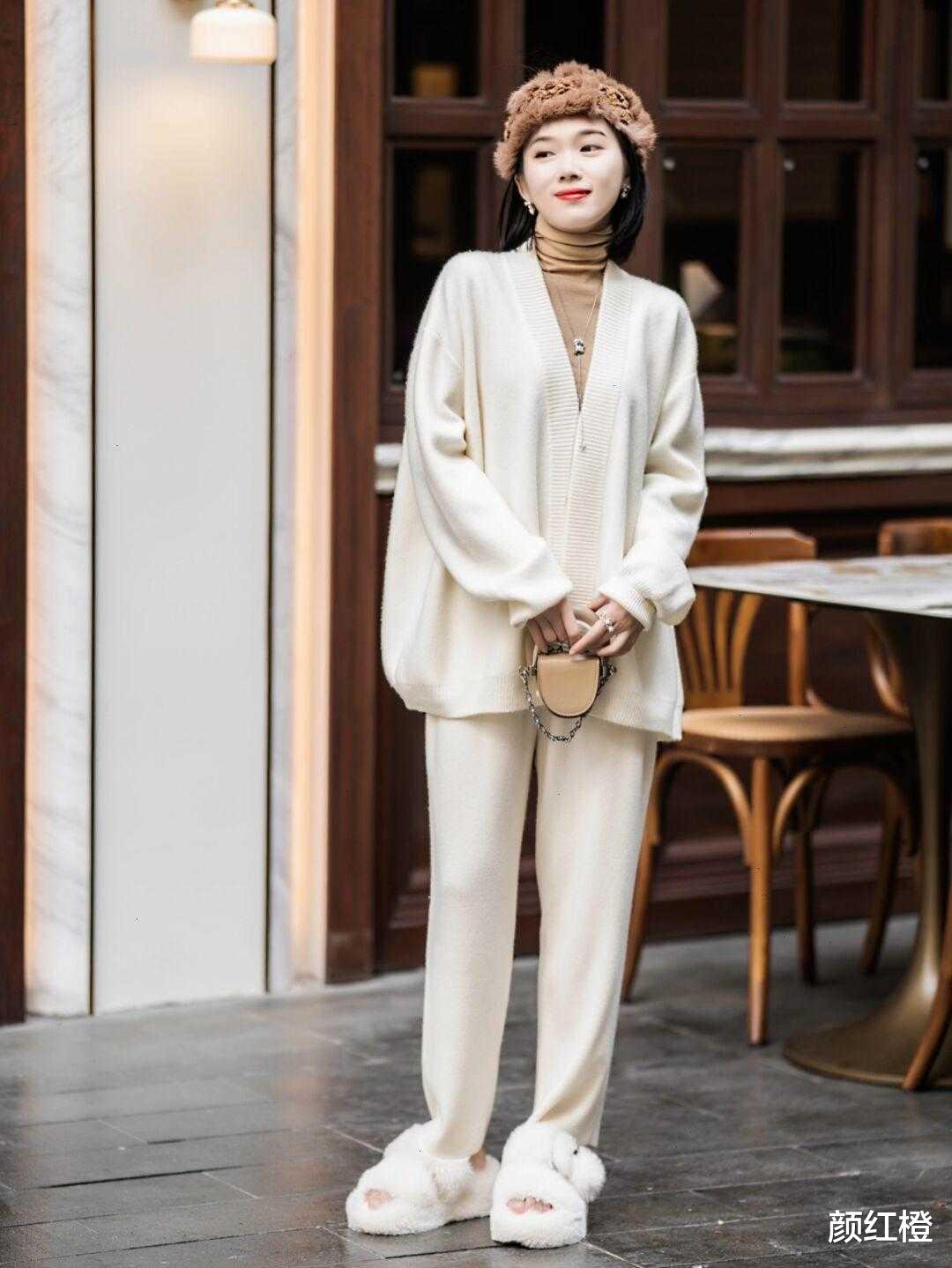 颜红橙 奔四的女性穿衣选色一定要谨慎，码住这五种颜色，减龄又显气色