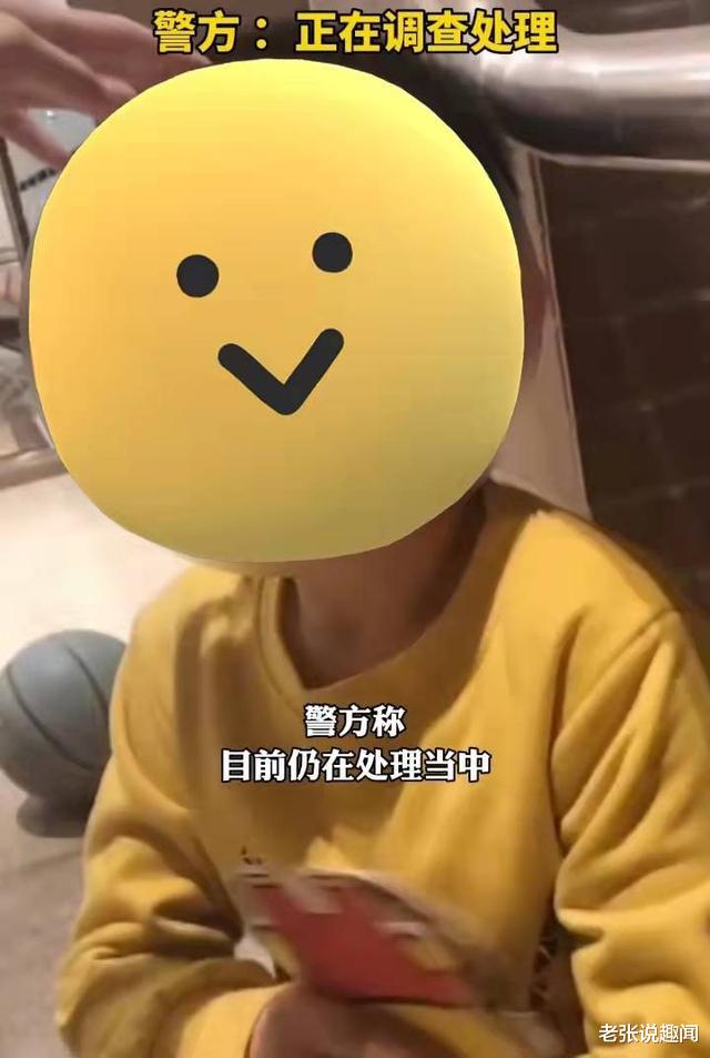 广东:女子小区内连续脚踢3岁男童20多次,居民:不是她的孩子