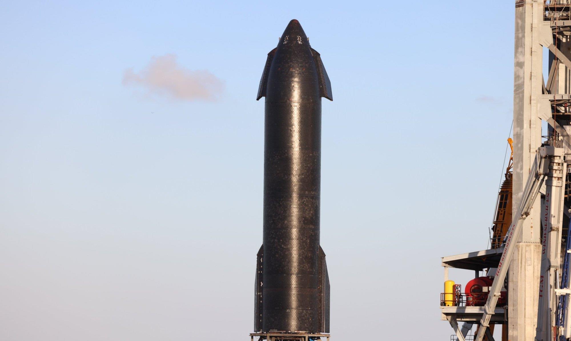 SpaceX SpaceX将在星际飞船发射塔上安装机械臂，这是一种全新的回收方式