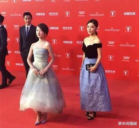 易烊千玺|这些年，明星在红毯上的“黑历史”造型，奇葩到让人看不懂