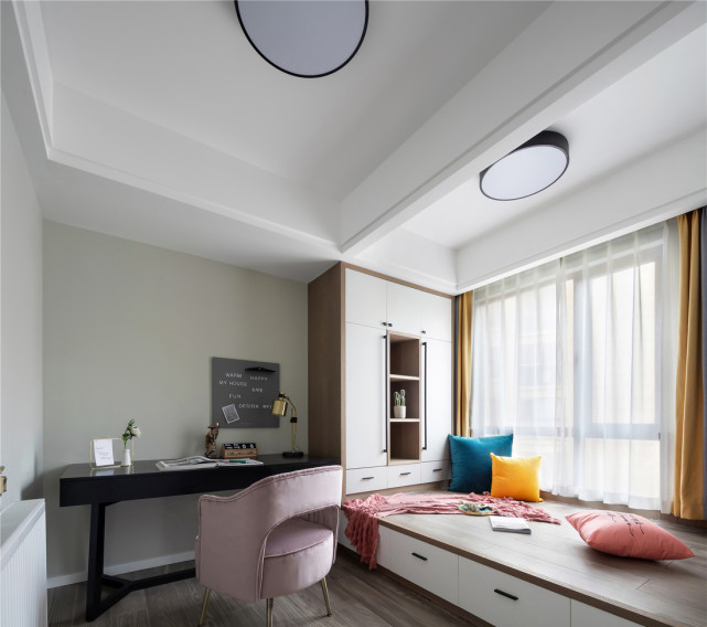 5㎡的房间怎么装？客房、书房、收纳为一体！实用还不拥挤