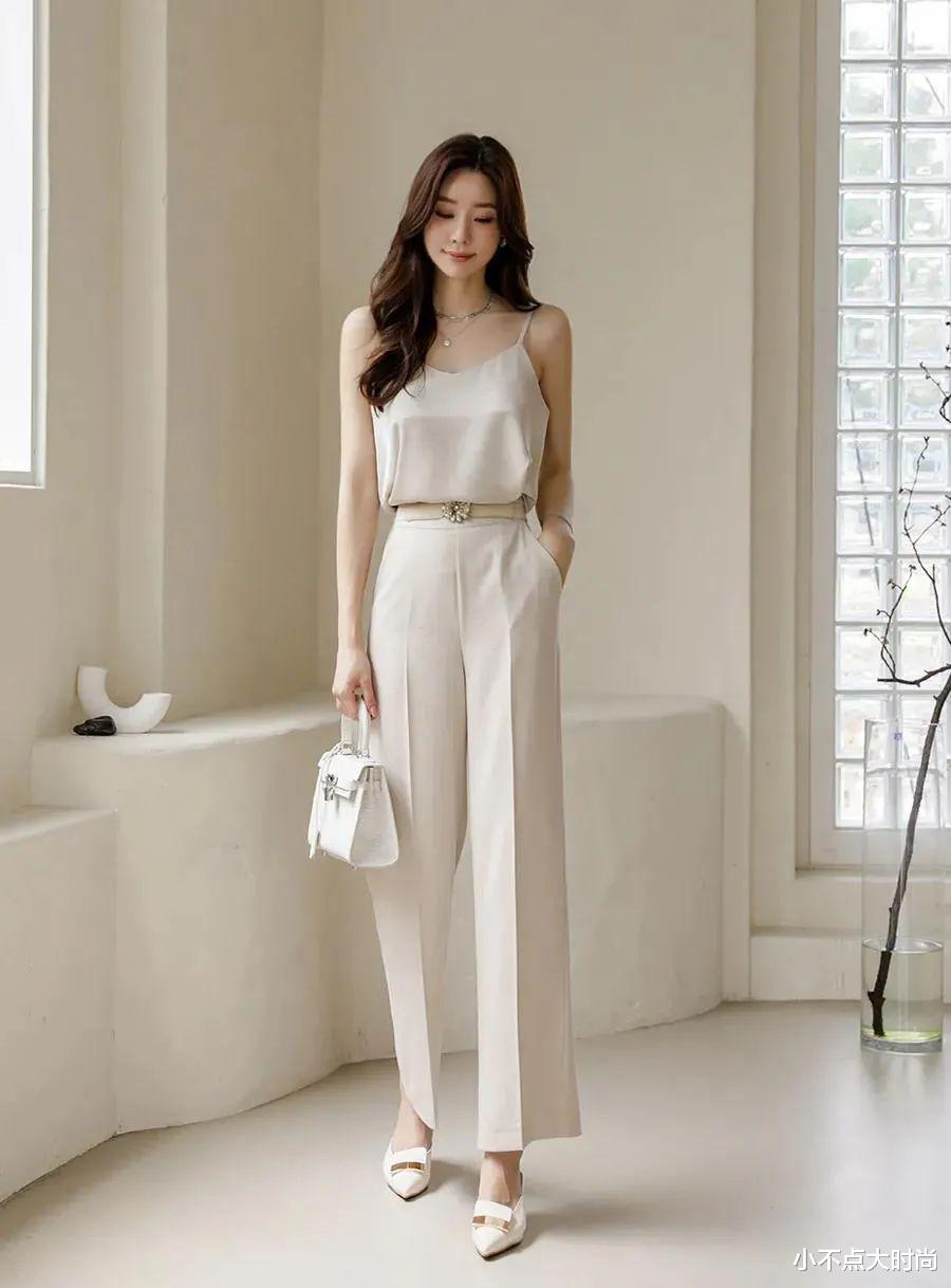 穿衣搭配|30多岁职场妈妈显高气质穿搭，既要简约知性，也要优雅动人！