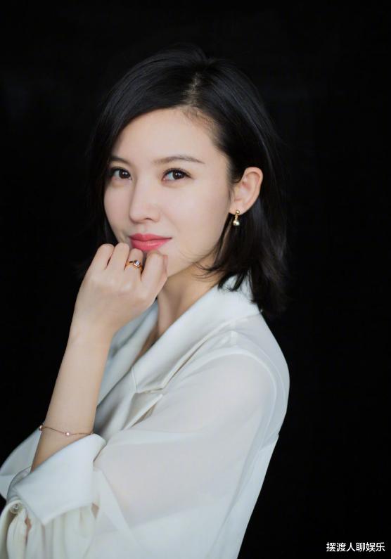 冬至|杨子姗官宣怀孕后晒照，跟丈夫甜蜜同框过冬至，全素颜状态很好