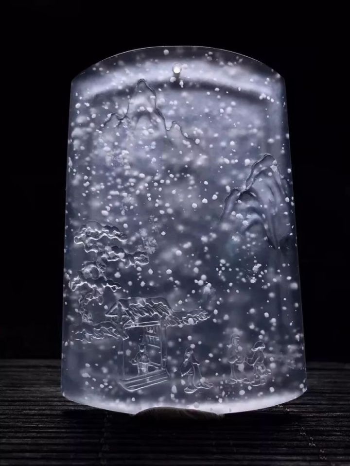 翡翠|翡翠有这些“瑕疵”后，身价立马翻百倍！