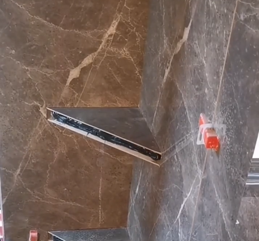 五个网红设计太坑了,不能都照着装!