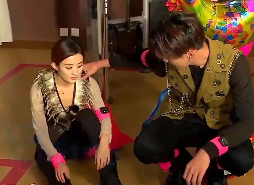 赵丽颖|赵丽颖对吴亦凡不感冒，被强撩不耐烦，直接回怼：好好说话