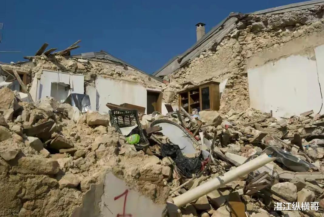 湛江纵横哥 湛江历史上的三次大地震，最高达7.5级，地陷成潭喷白浆