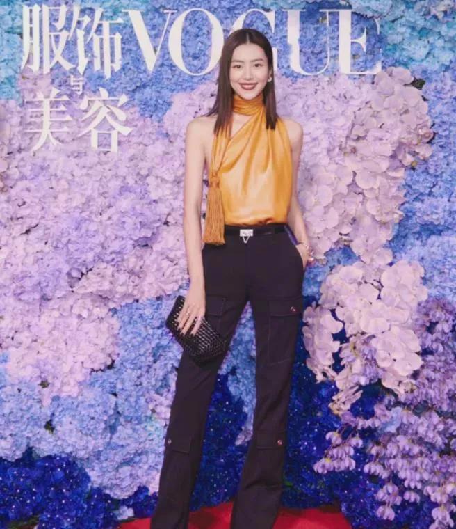 御姐|2021年女星红毯：有人又撩又欲，有人御姐范，有人因此上了热搜