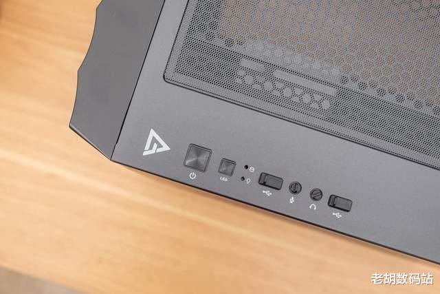 三星|强力散热，超高颜值，安钛克风行者DF700 Flux中塔机箱体验