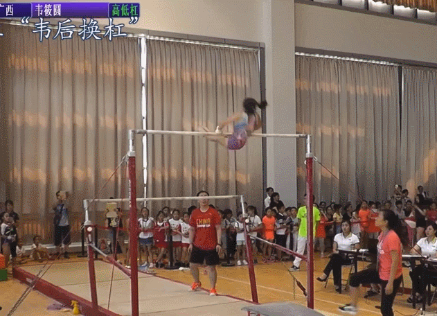 InsDaily 17岁体操界“奇迹少女”夺世界冠军！高颜值惊艳网友：甜到心化了