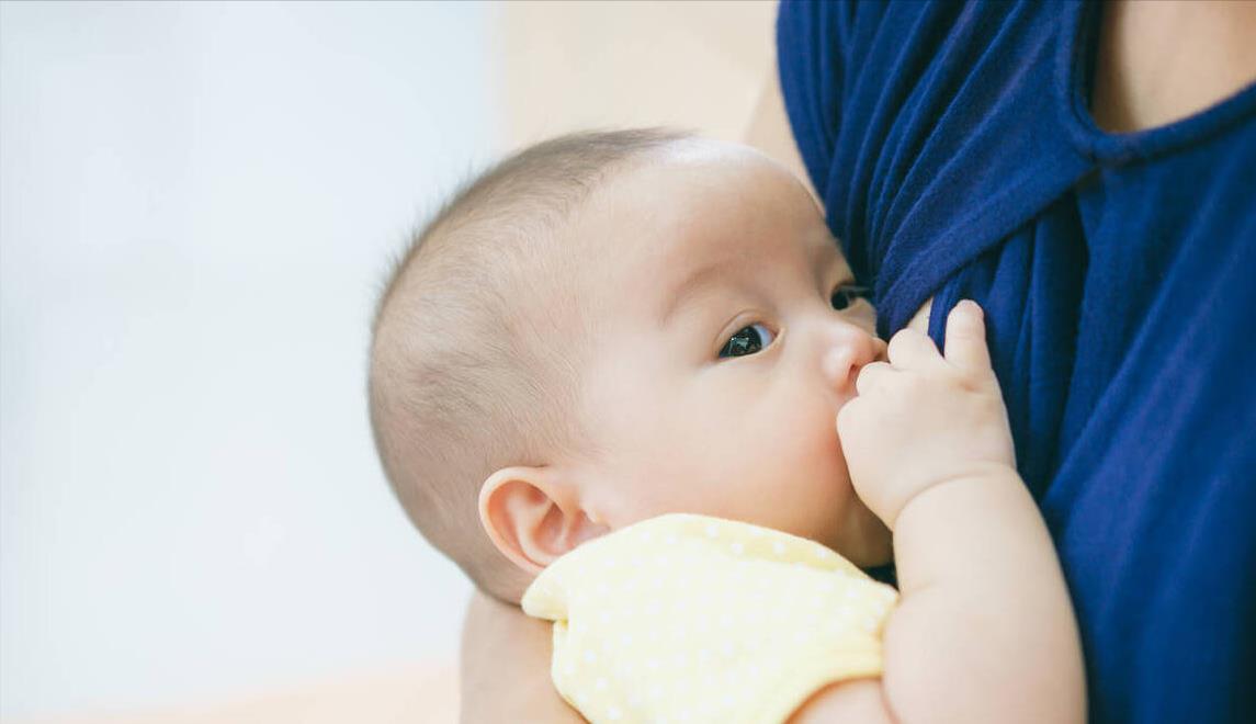 吴洪娜聊说育儿|怎么知道宝宝吃没吃饱?奶不够怎么追?母乳妈妈掌握要点不发愁