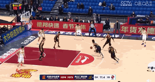 孙铭徽|孙铭徽致命失误+拒绝回防！他得为输球负全责