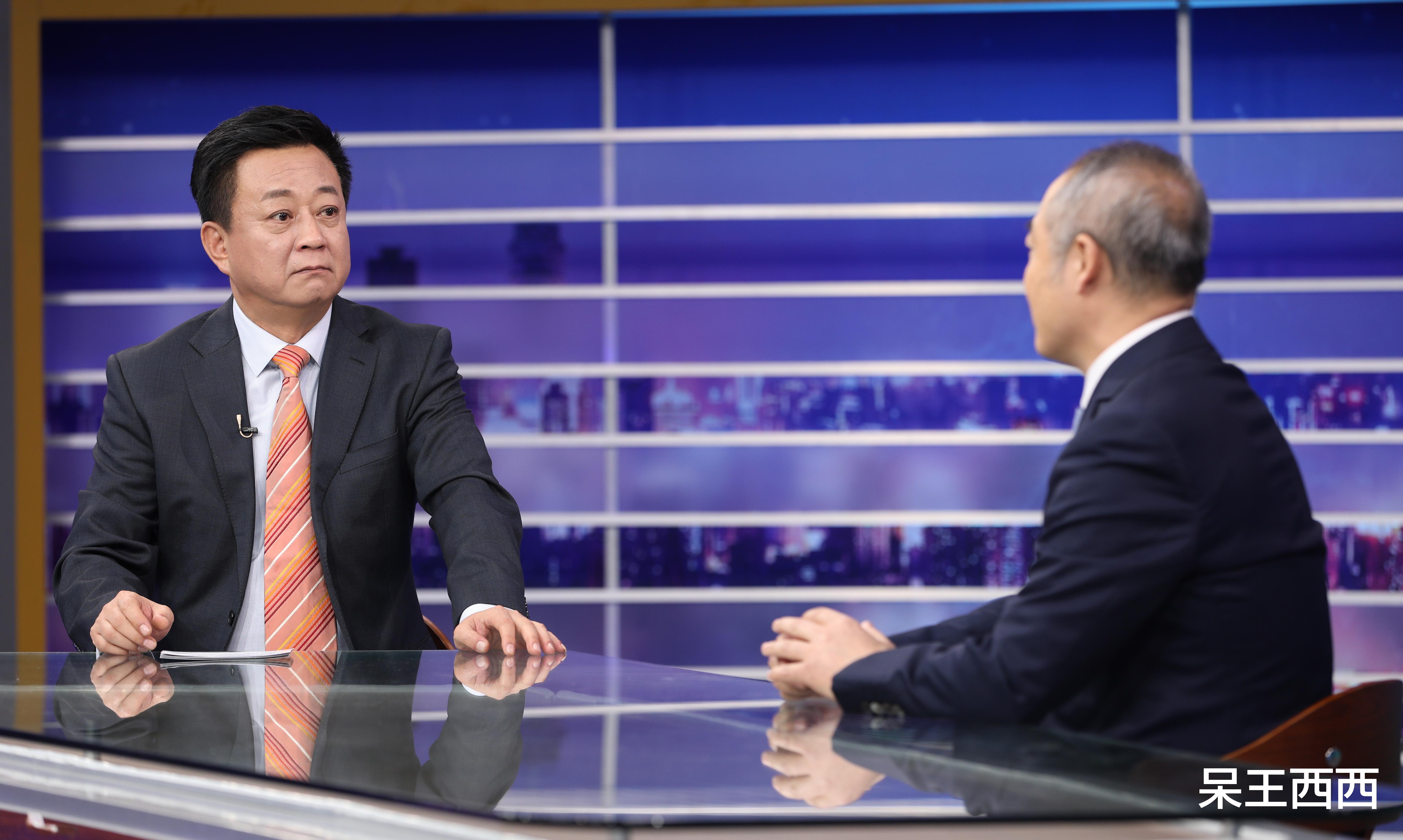 爱奇艺|央视主持人朱军重登舞台，镜头下难掩疲态，未来发展何去何从？