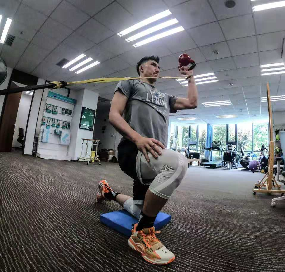 可兰白克|1夜3消息!同曦悍将狂轰52分,姚明再现大手笔,可兰白克正式表态