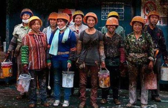 油漆工|北大女硕士求职受挫,回乡当油漆工,月薪2千如今真的快乐吗