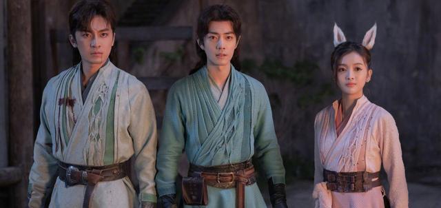 肖战|现实版十万年“魂环”拥有者：肖战，自带宣发之力，能见度爆表！