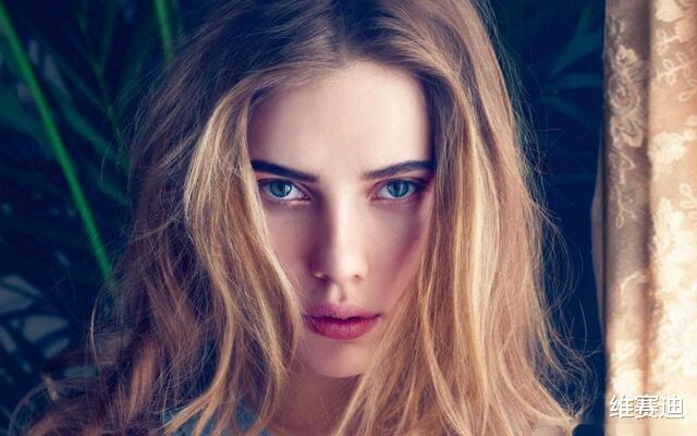 瑞安·雷诺兹|人生赢家雷诺兹，第一任妻子是好莱坞一姐，第二任妻子是四小花旦