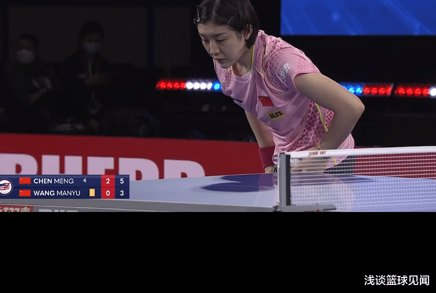 王曼昱|王曼昱连扳两局，世界第一惨遭巨大麻烦，王曼昱恐将改写史册