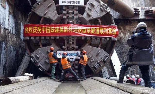 小朱聊育儿|莫斯科地铁获东方协助!规模和气势之大令欧盟咂舌:全球独一无二