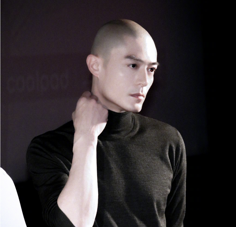 霍建华|有种“反差”叫霍建华结婚，妻子林心如依旧漂亮，可他却判若两人