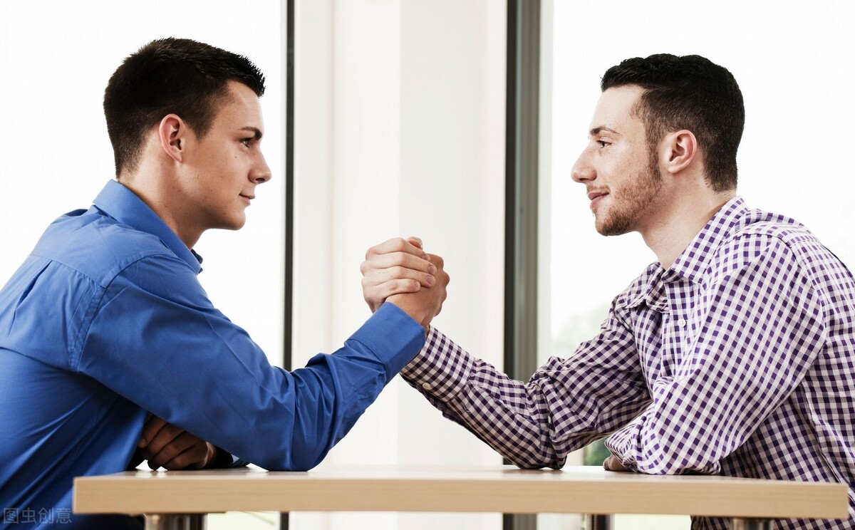 |聪明人都是这么混职场的,难怪你升不上去