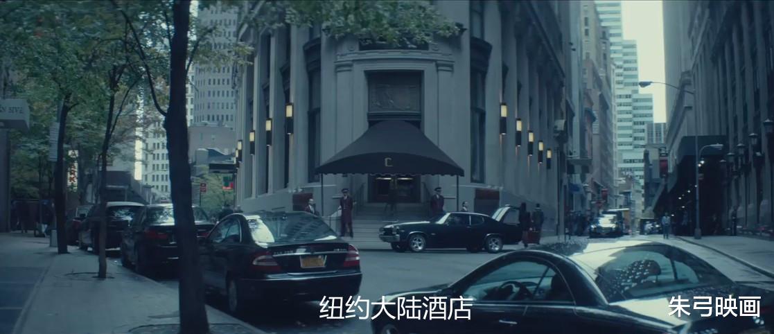 罗翔|《疾速追杀》（John Wick）三部曲，标杆式的杀手体系和多元打斗场面