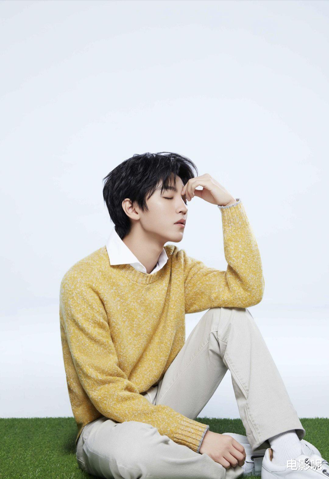 王俊凯|王俊凯再次因六公主镜头下的颜值登上热搜，不少网友为之感叹