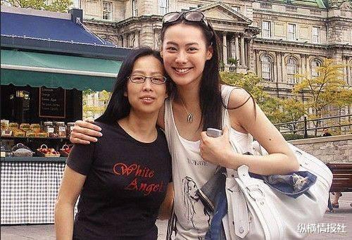 李嘉诚 李嘉诚为何不娶周凯旋,三个原因制约着他,这个家族让他有所顾忌