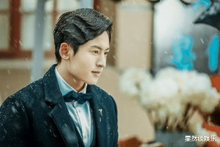 张哲瀚|赵薇签约张哲瀚的原因终于藏不住了，原来是因为这个，眼光真毒辣