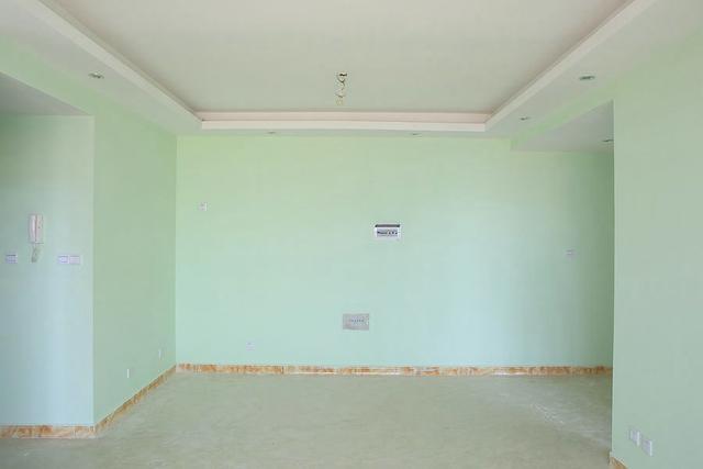 只不过在阳台做了半边加高，引得邻居争相模仿，好有面子！