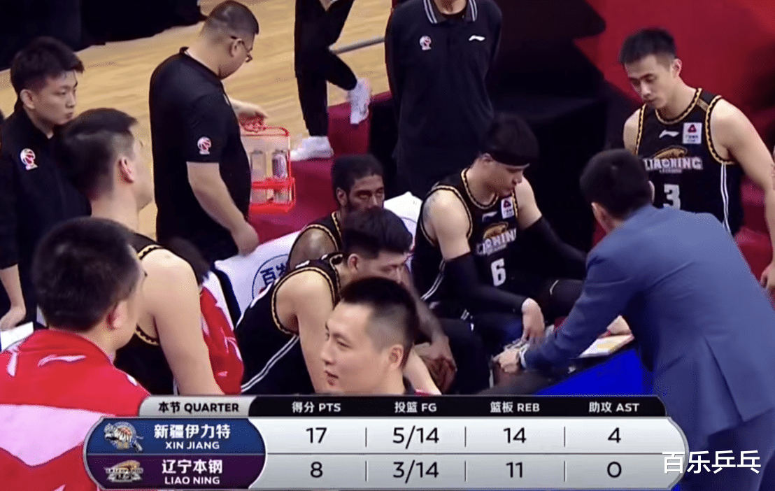 新疆男篮|新疆狂轰9-0逆转辽宁！裁判抢戏吹T，张镇麟险隔扣周琦，球迷嗨了