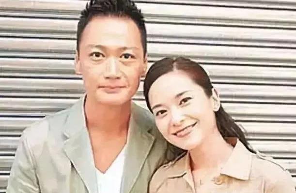 言冰云|承认了！和当红小花当剧组夫妻，现在东窗事发互泼脏水？！