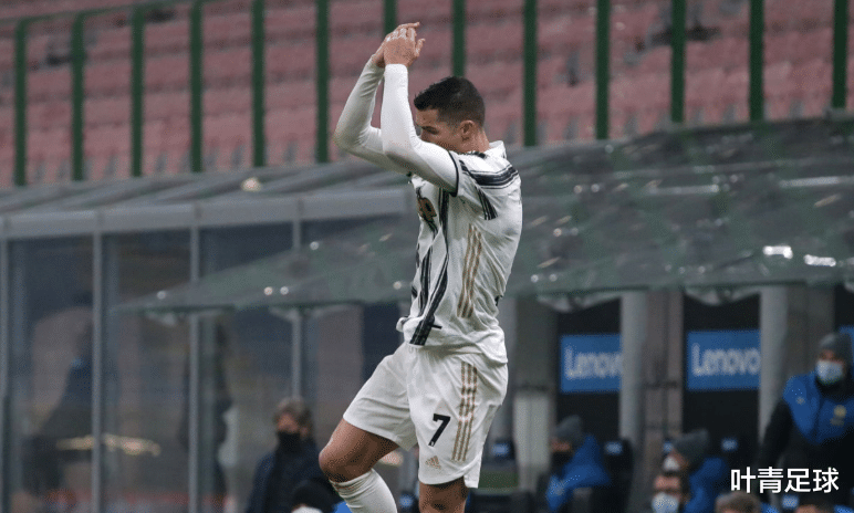 C罗|2-1逆转，C罗第8次双响炮！一夜刷爆4大纪录，皇马官方祝贺