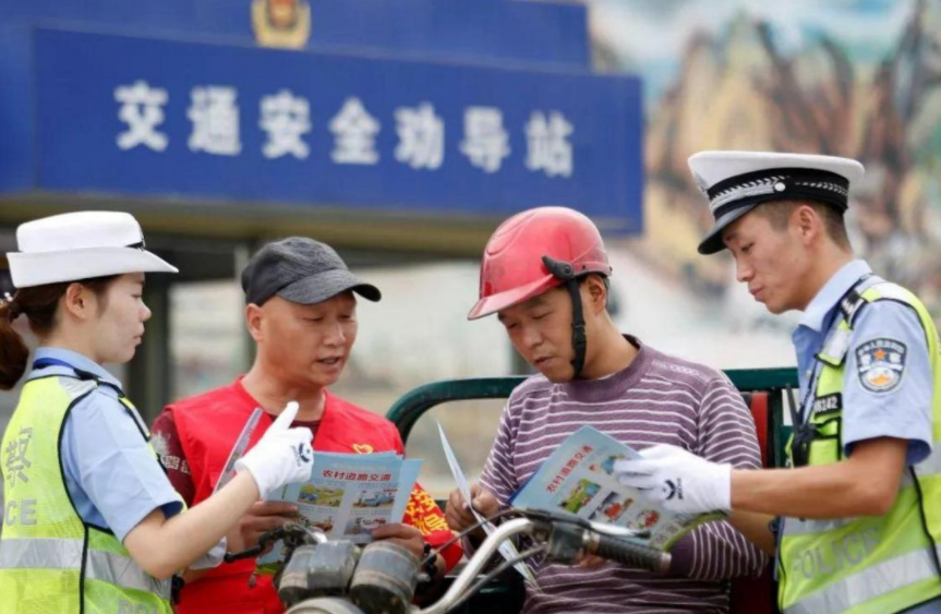 招聘|又一铁饭碗公开招聘，专科学历就可报考，期满后有望转为正式编