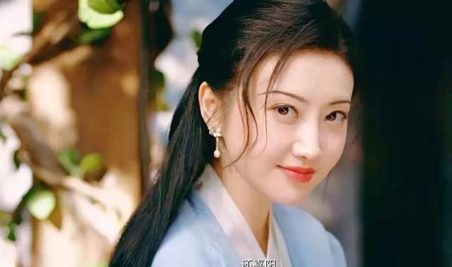 人物设定|这剧藏不住了，开播4天挤进山河令和锦心似玉之间，人设好剧有趣