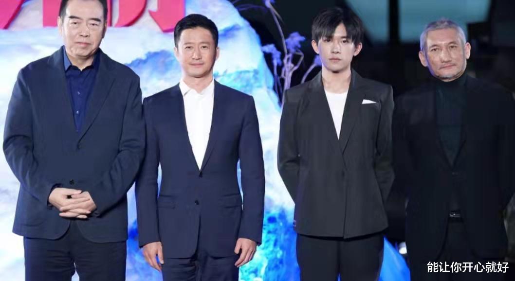 长津湖|《长津湖》累计票房达到56.55亿，超越战狼2仅差3900万，预计本月可超