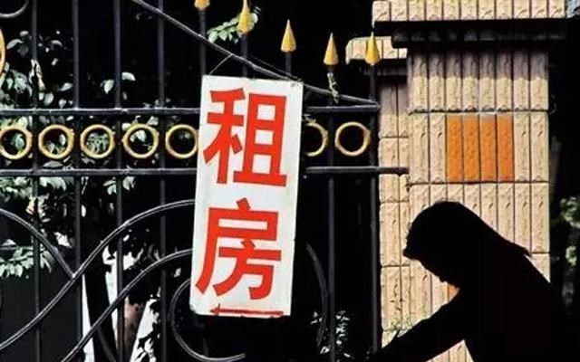 购房置业|一个咬牙买房，一个轻松租房，未来十年内，两者谁的生活更轻松？