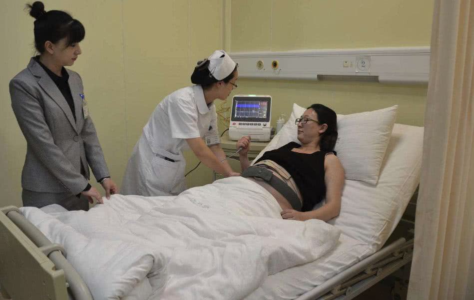 菁妈育儿|孕晚期妈妈身体出现4种情况,说明胎宝在求救,孕妈尽快上医院