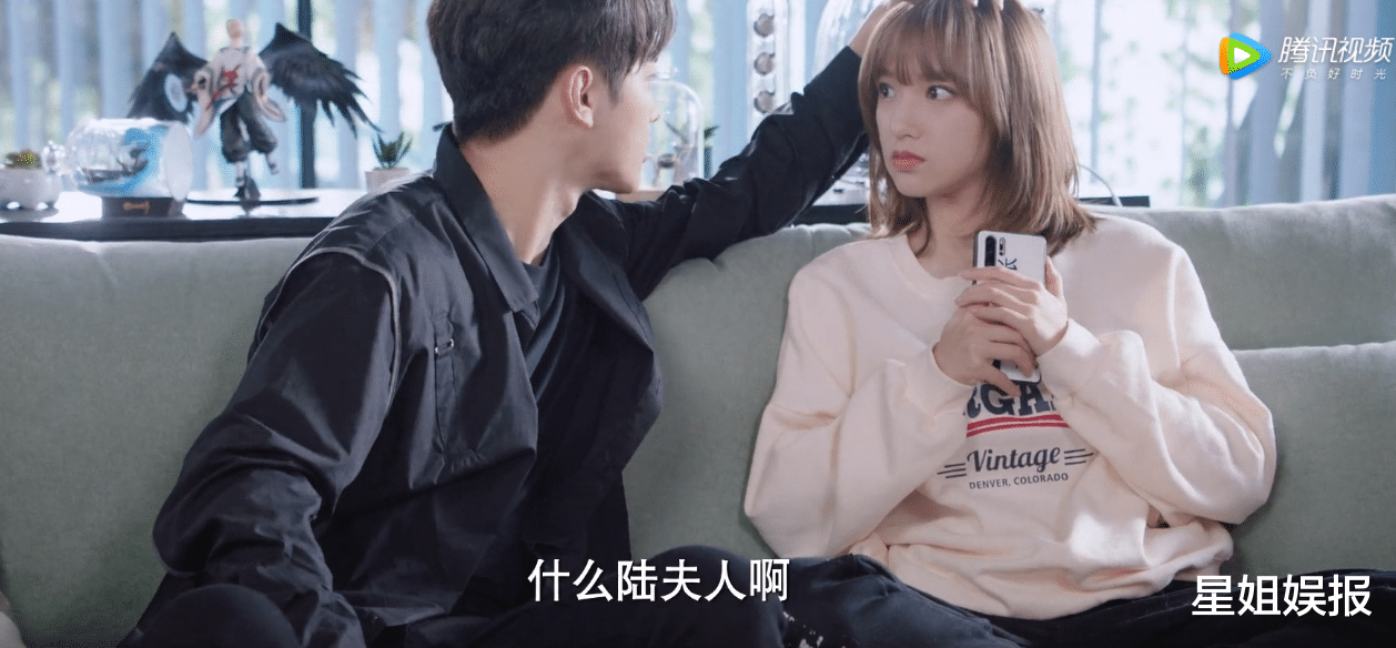 许凯|《你微笑时很美》开播满屏都是差评!剧情却很甜,许凯程潇的CP也很好嗑