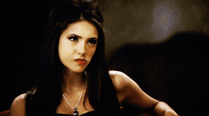  可怕事情终发生！英女子坐副驾翘脚，安全气囊爆炸，股骨插进坐骨