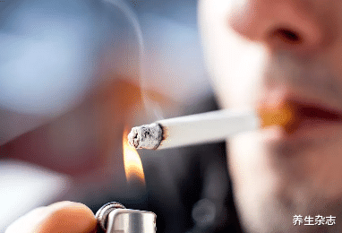 脑出血|血压高的人，“头部”有4种表现，多半是脑出血，最好检查一下脑CT