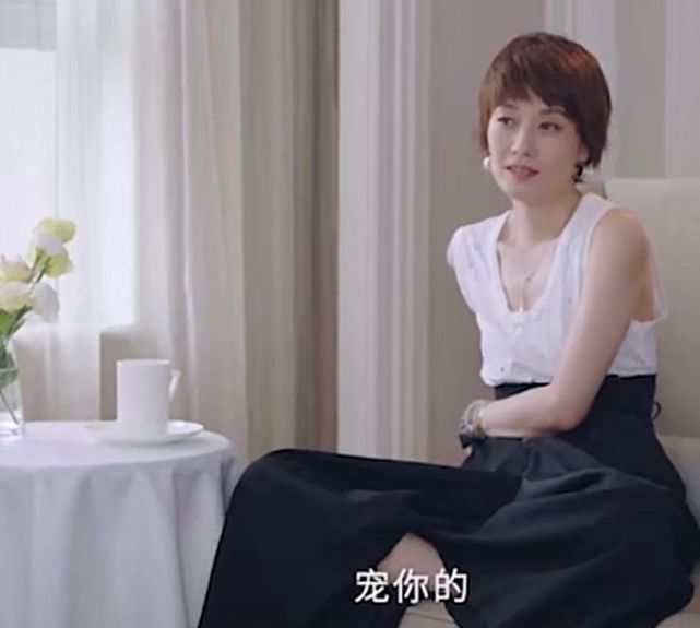 马伊琍|上海女星马伊琍晒女儿睡姿 自曝枕头套是27年的“老古物”