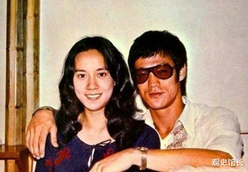丁佩|丁佩：李小龙猝死在她床上，粉丝要她偿命，她转身就嫁给了向华强
