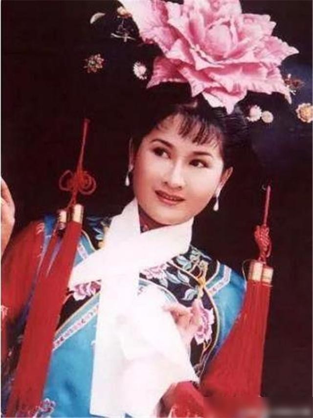 张钰|张钰：自曝20多盘录像带，用身体换“角色”，与30位导演有关系