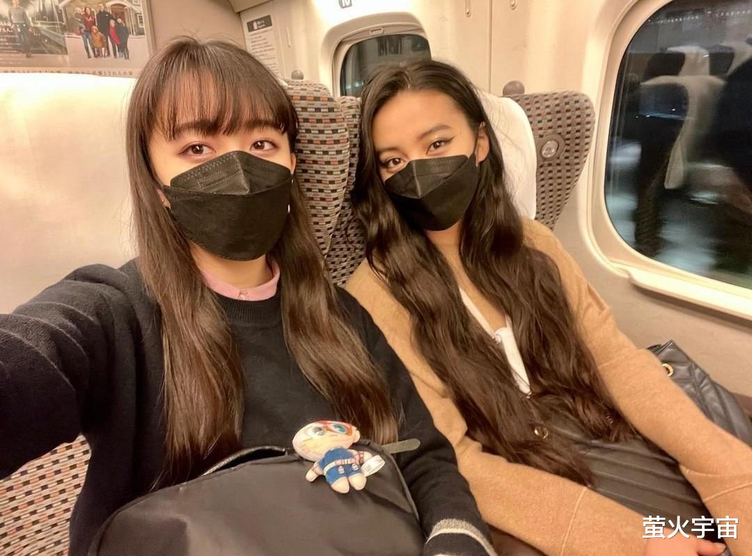 维生素E 木村拓哉两女儿同框，心美齐刘海软萌，18岁光希猫眼妆妩媚更成熟