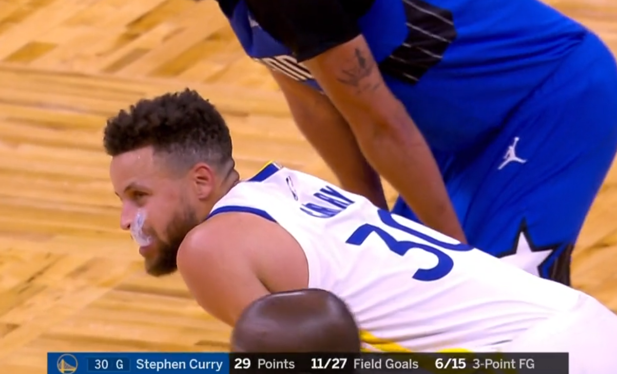 籃網(wǎng)隊|30+16+10！武切維奇爆錘勇士，庫里最后1分鐘6分仍難救主：怒踢牙套！